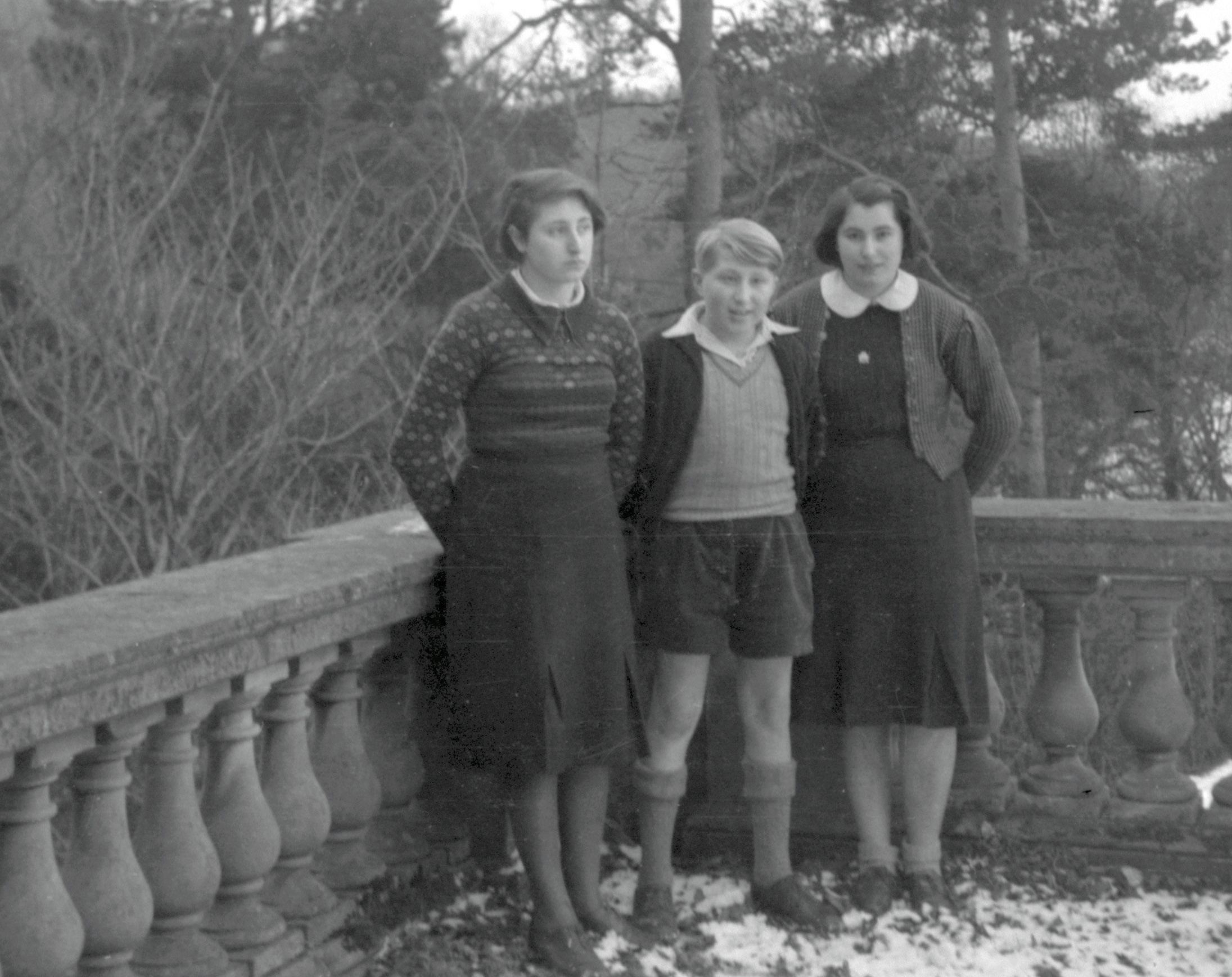 Boy between two girls.jpg