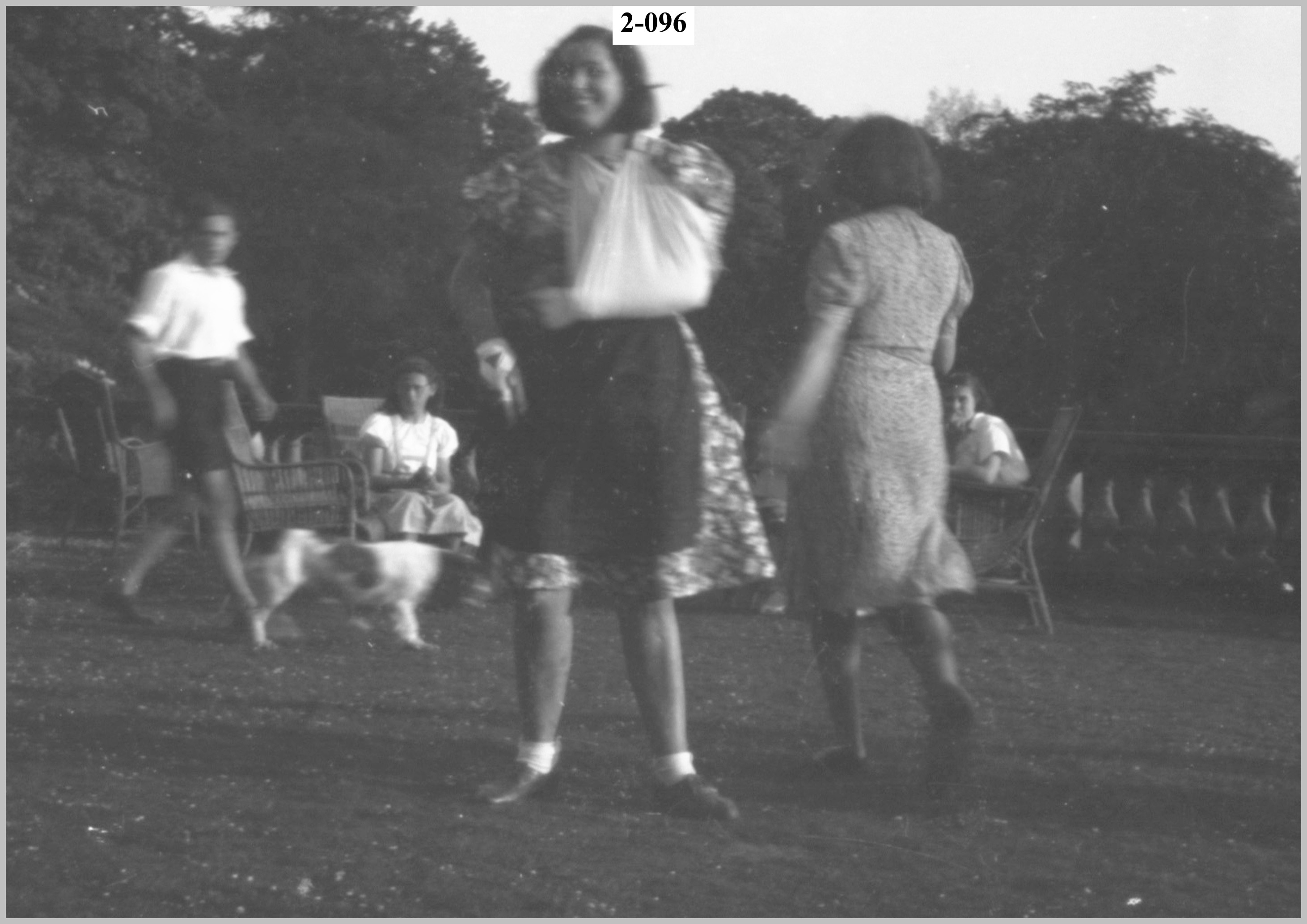 Girl in sling, others behind.jpg