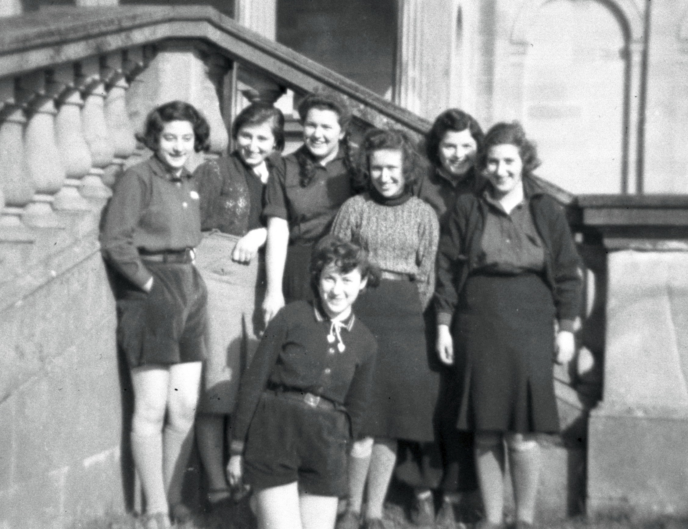 Seven girls by the steps 2.jpg