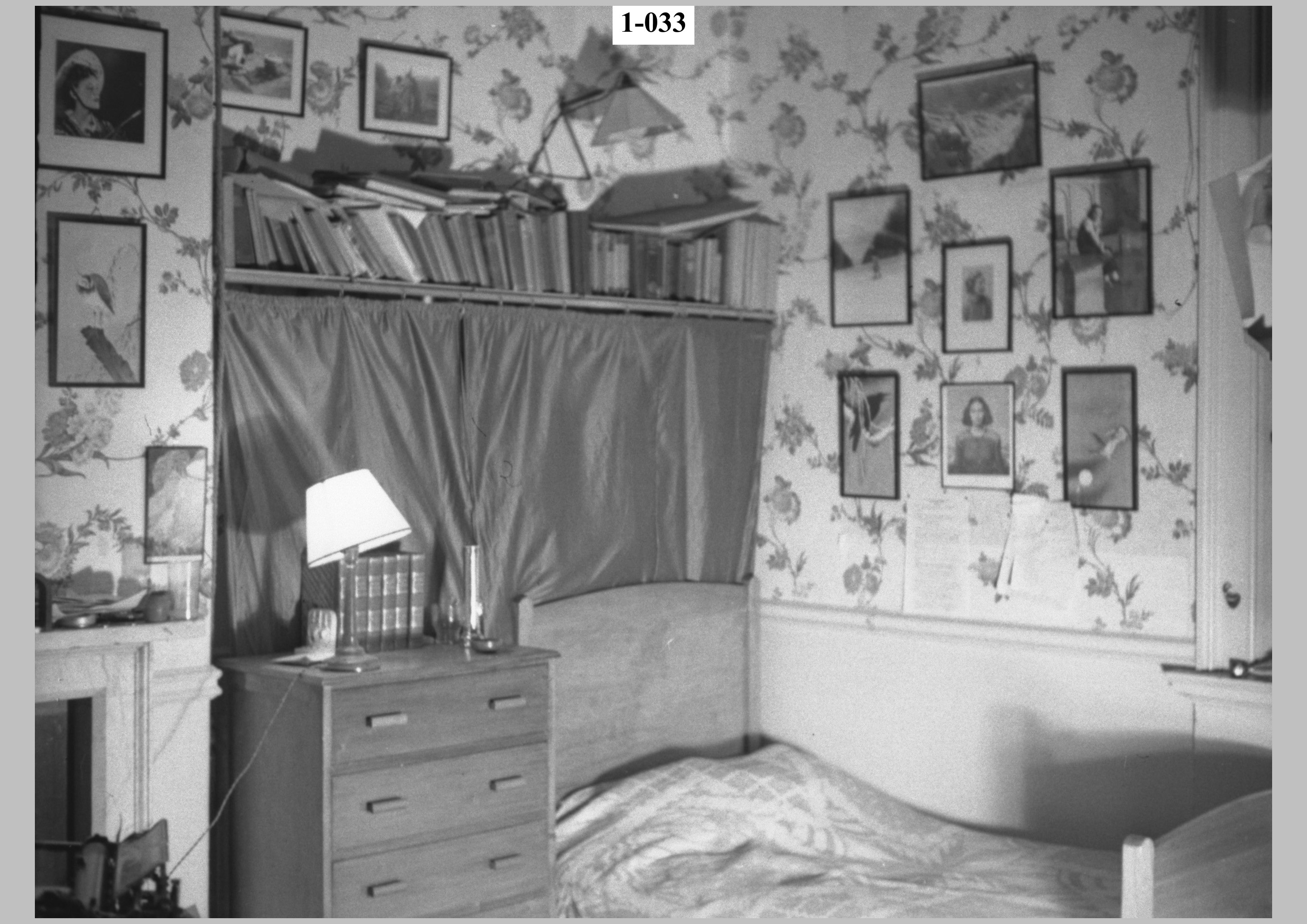 Bedroom4.jpg