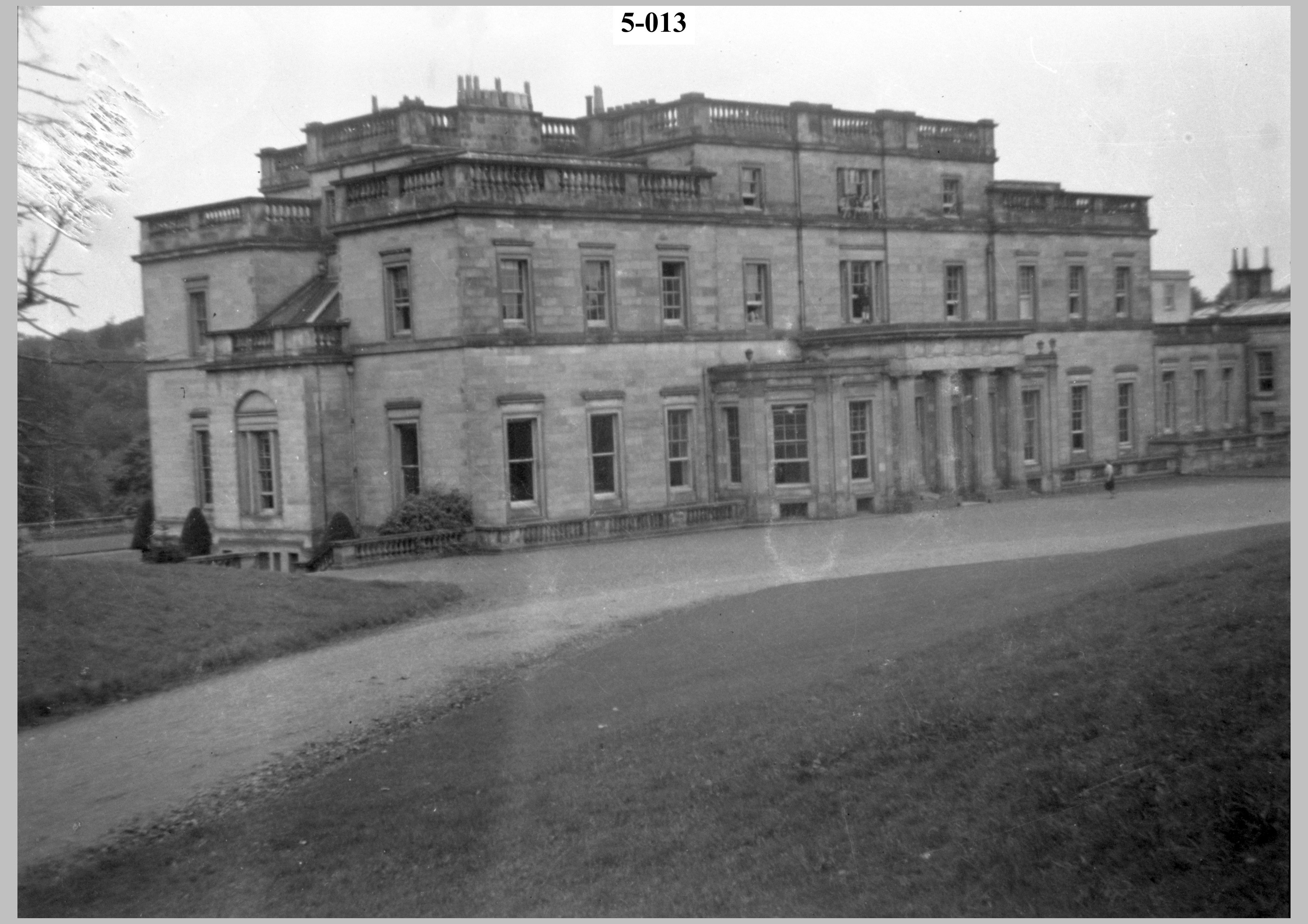 Whittingehame House entrance.jpg