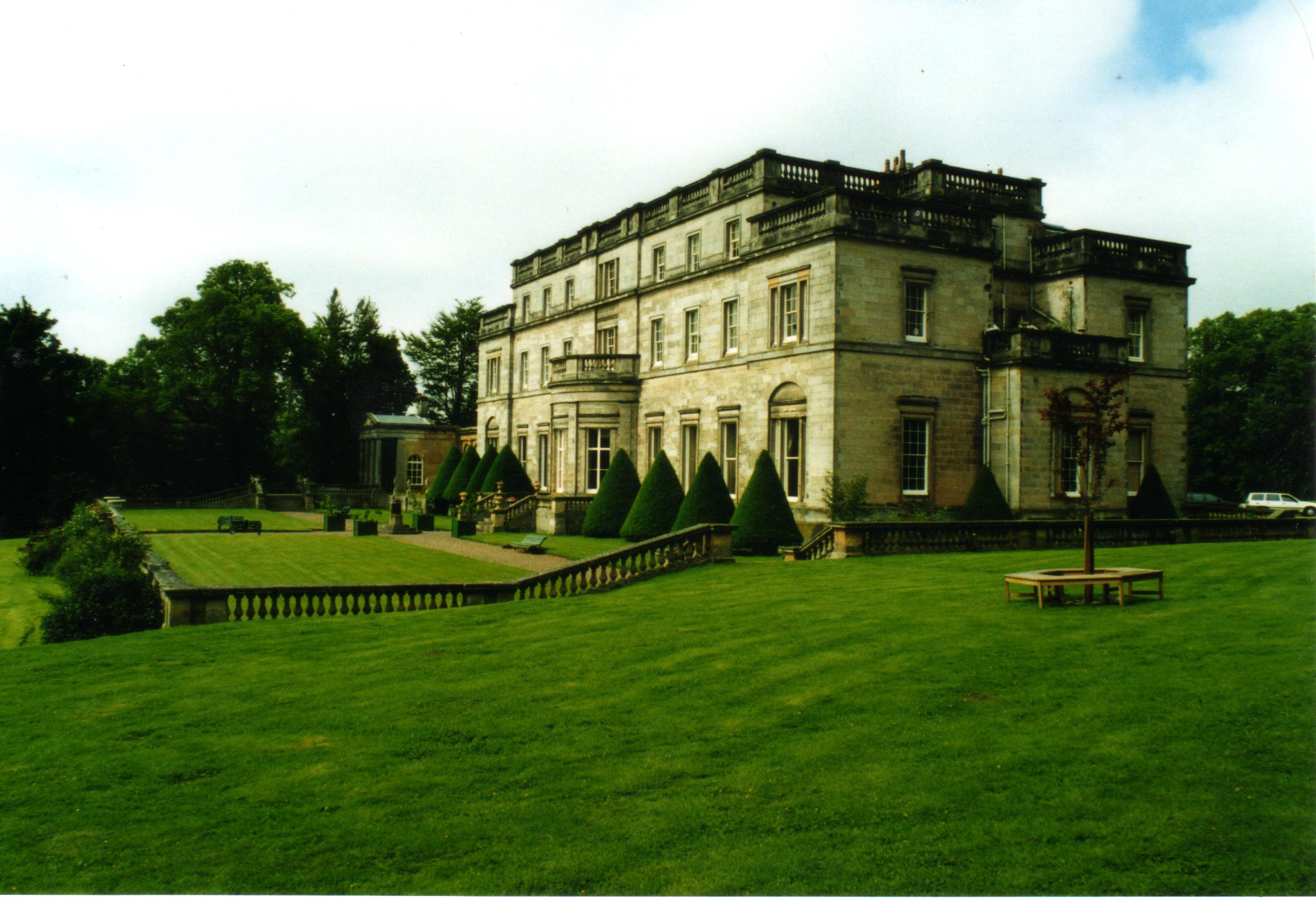 Whittingehame House.jpg