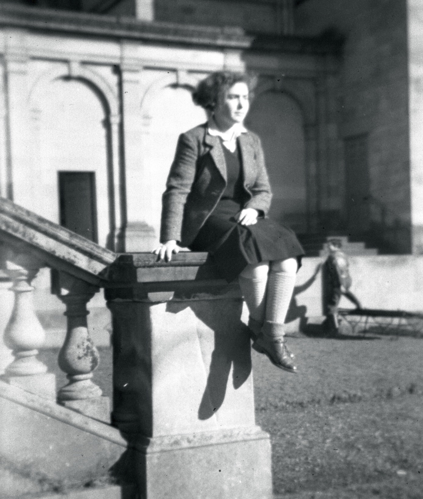 Single girl in skirt.jpg