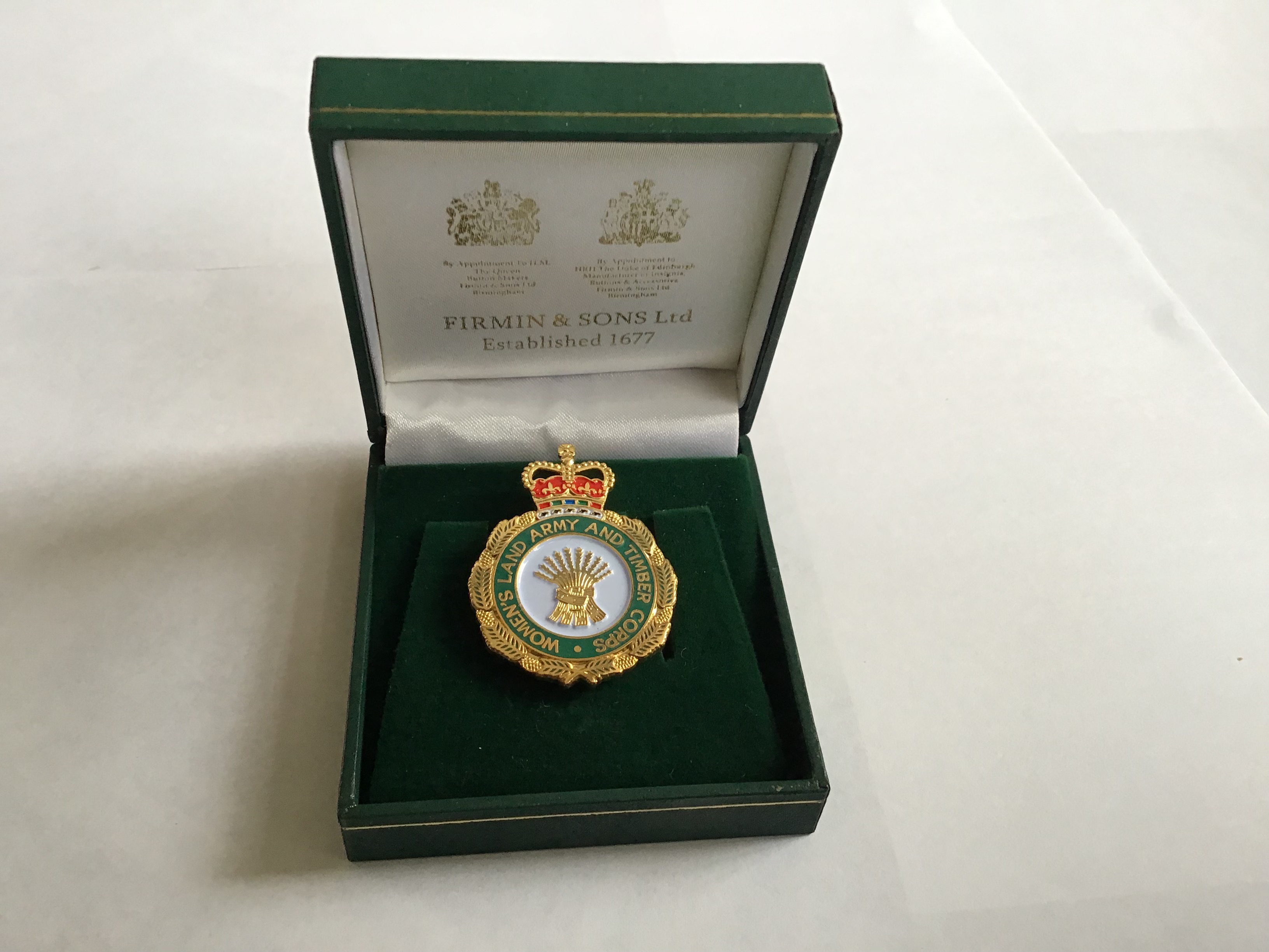 Womens Land Army badge.jpg.jpeg