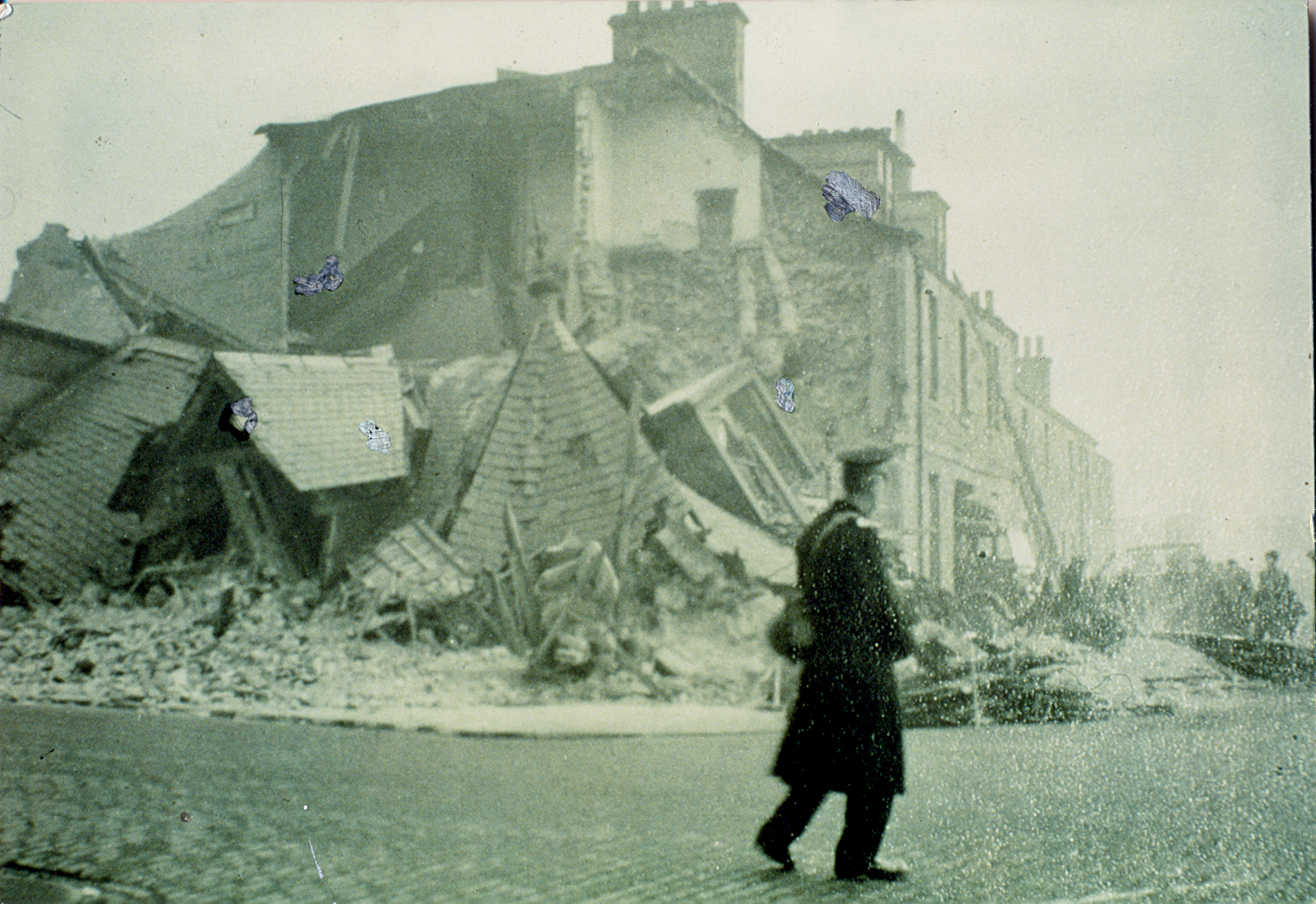 Pringle's home and shop destroyed.jpg