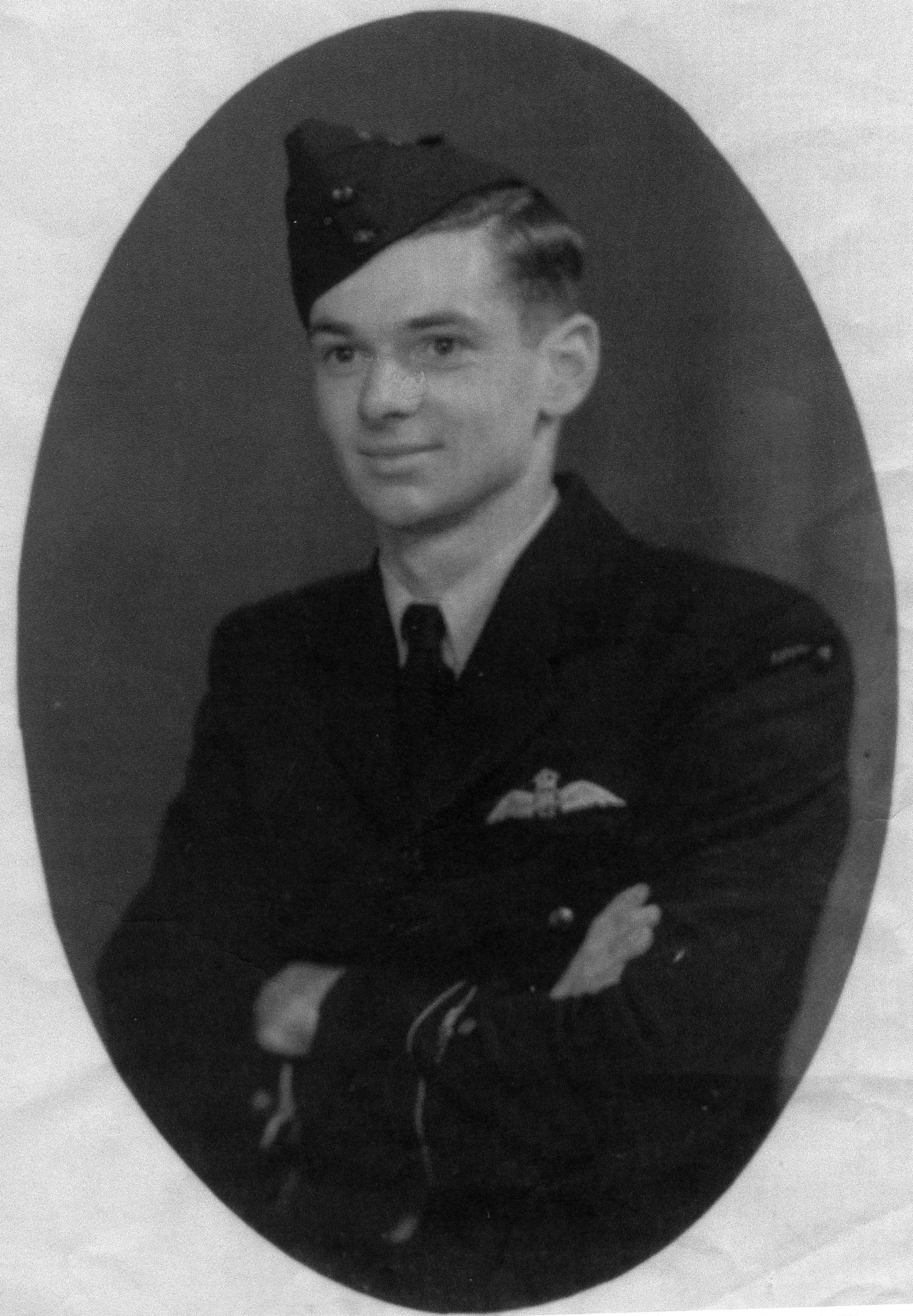 Unknown airman.jpg