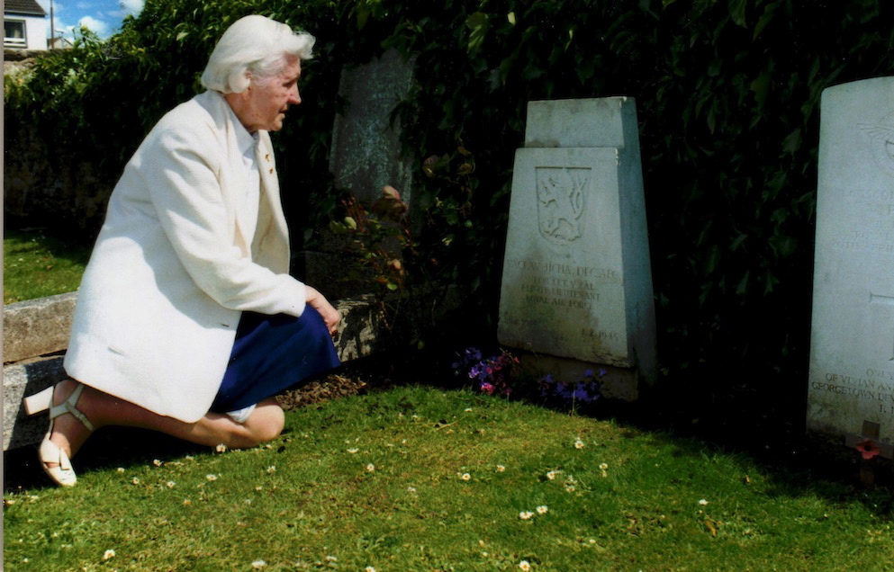 Juliette Liska visitng Vaclav's grave.jpg